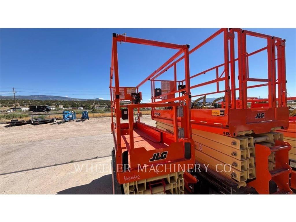 JLG ES2632 Saksilavat