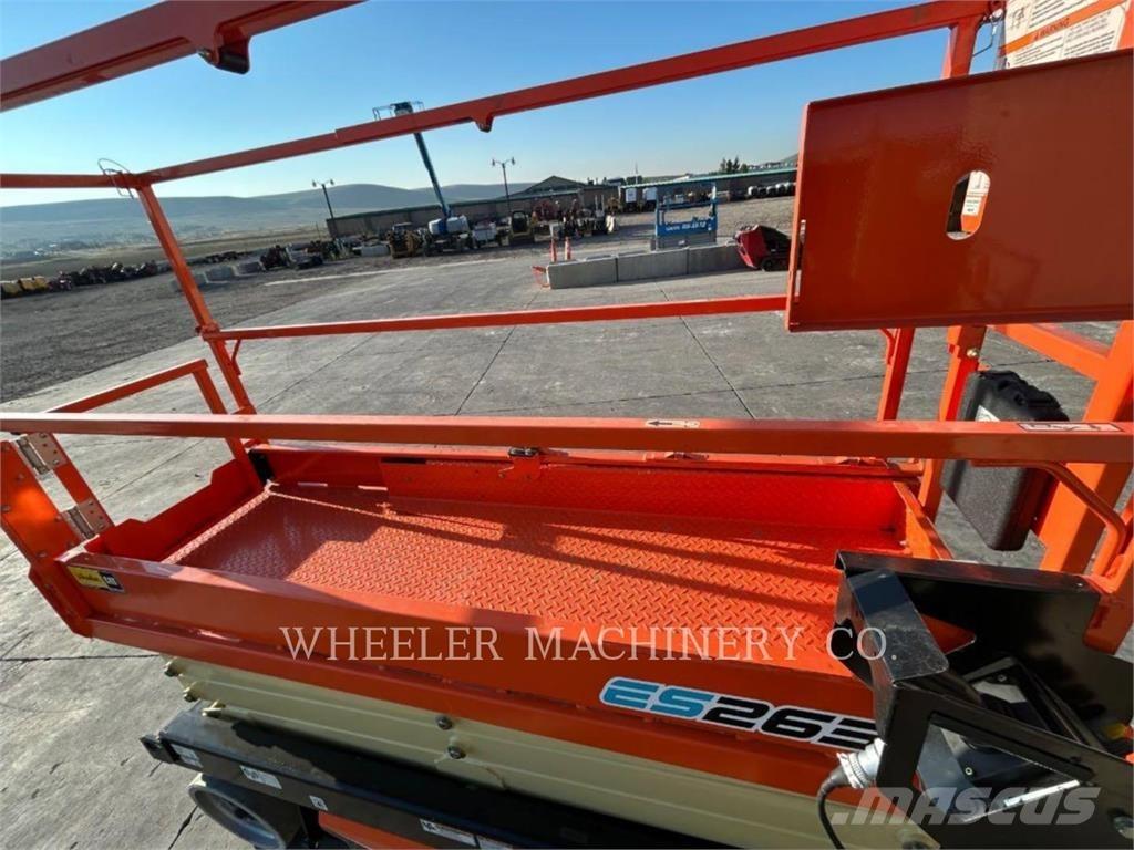 JLG ES2632 Saksilavat