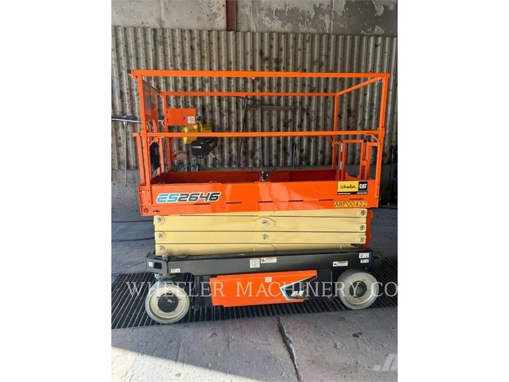 JLG ES2646 Saksilavat