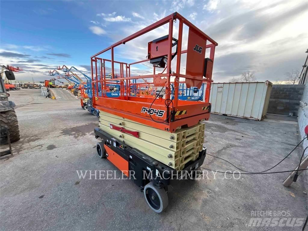 JLG R4045 Saksilavat