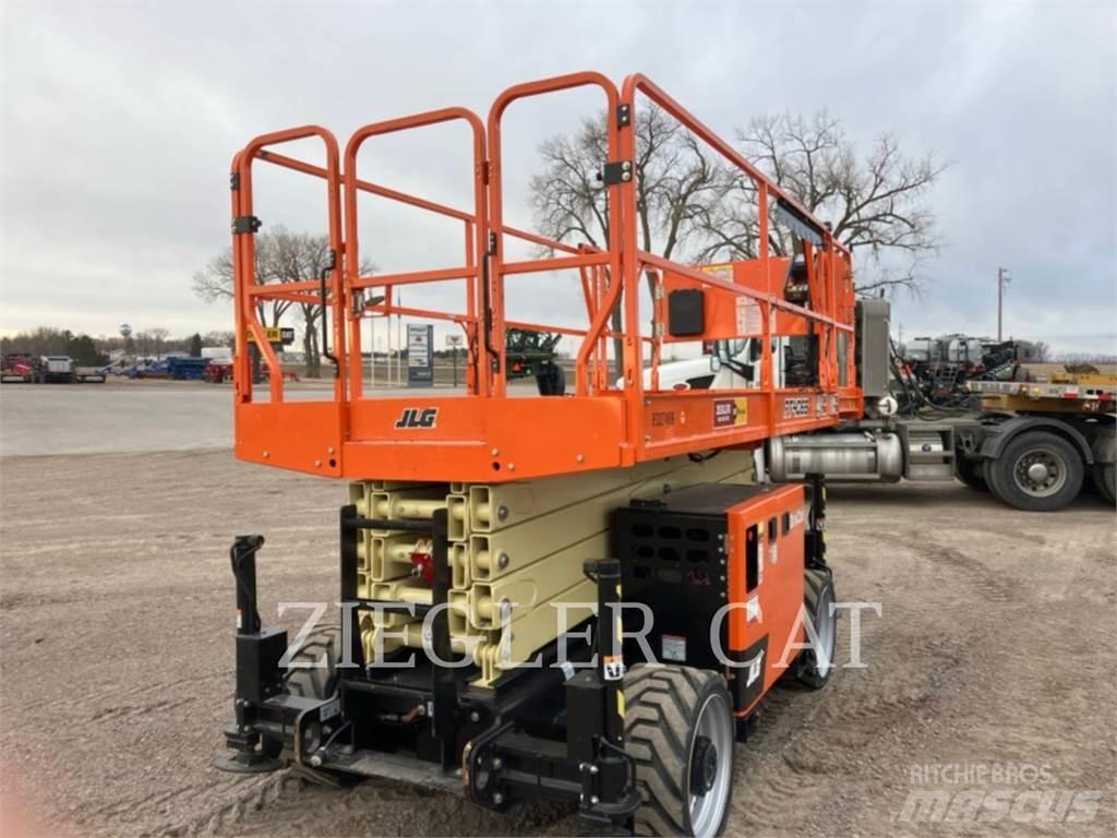 JLG RT4069 Saksilavat