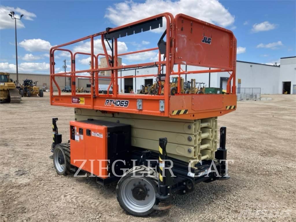 JLG RT4069 Saksilavat