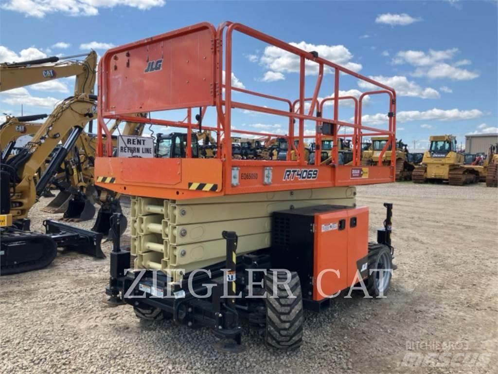 JLG RT4069 Saksilavat
