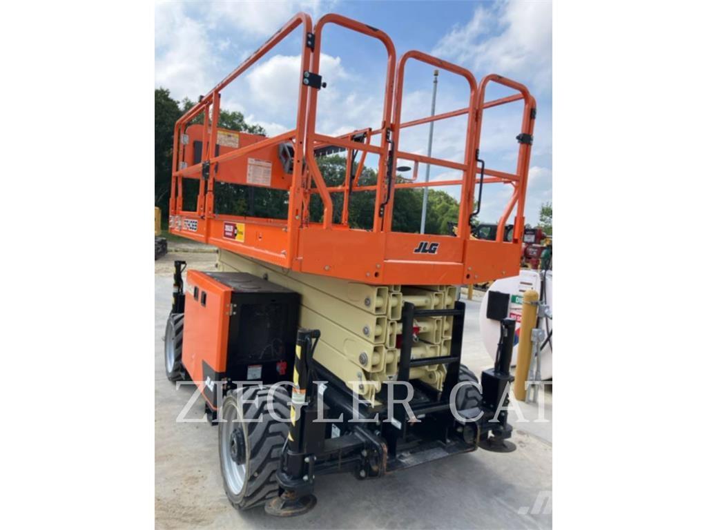 JLG RT4069 Saksilavat