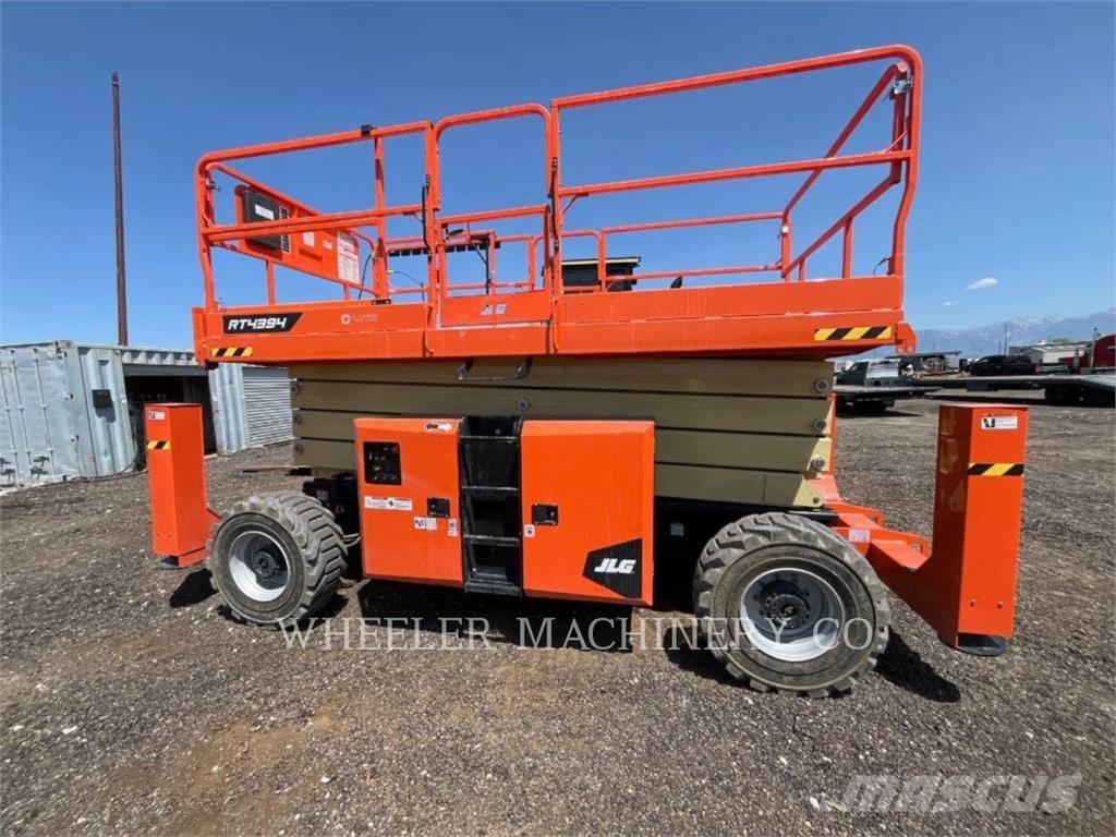 JLG RT4394 Saksilavat