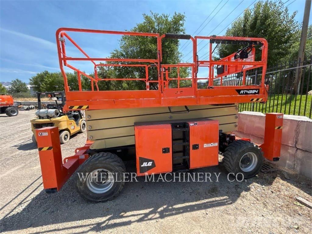 JLG RT4394 Saksilavat