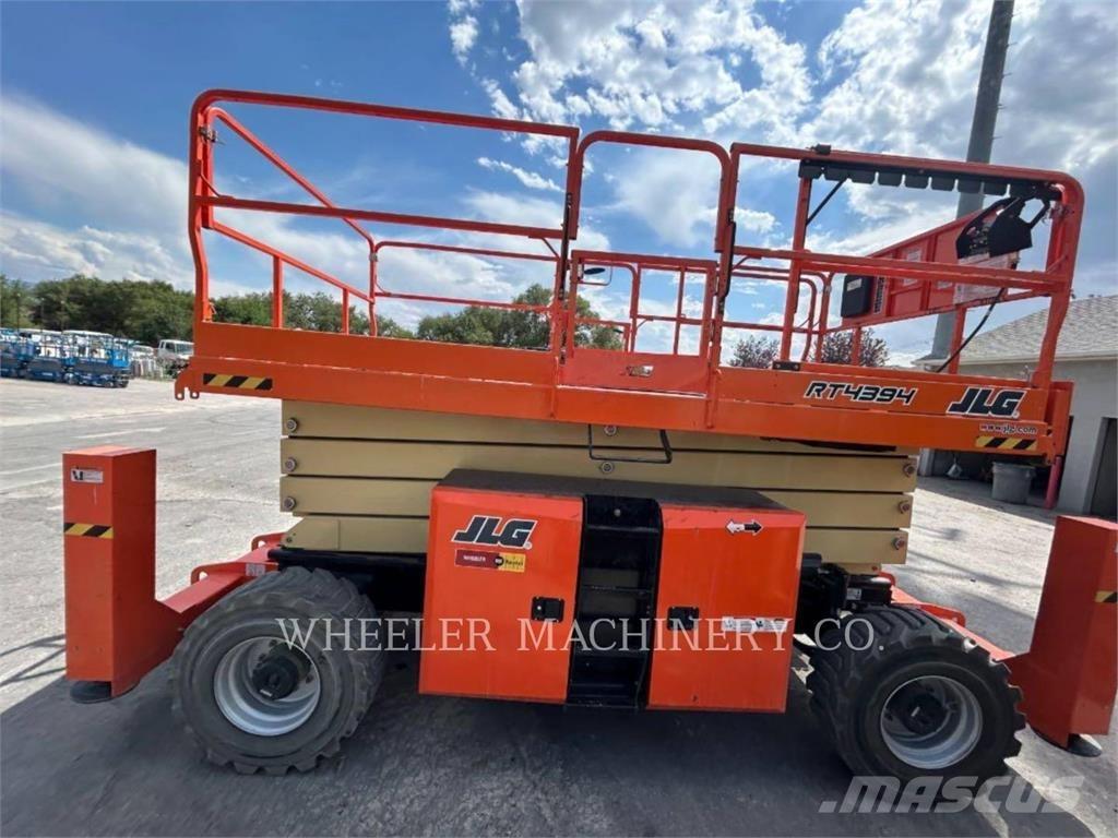 JLG RT4394 Saksilavat