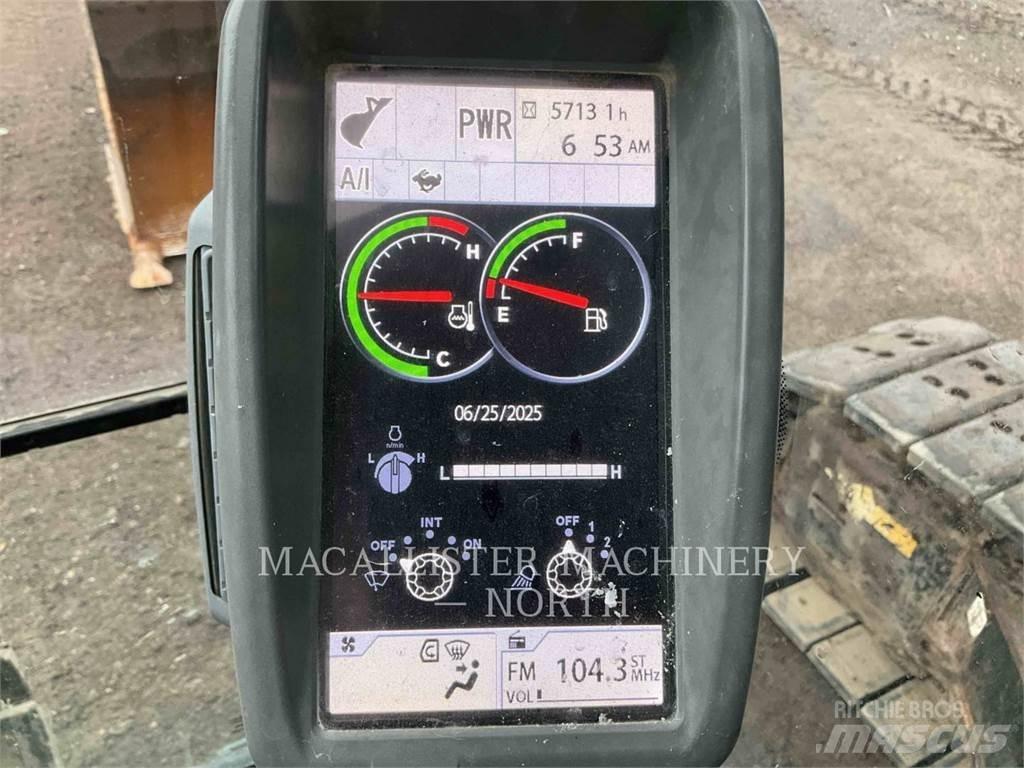 John Deere 210G Telakaivukoneet