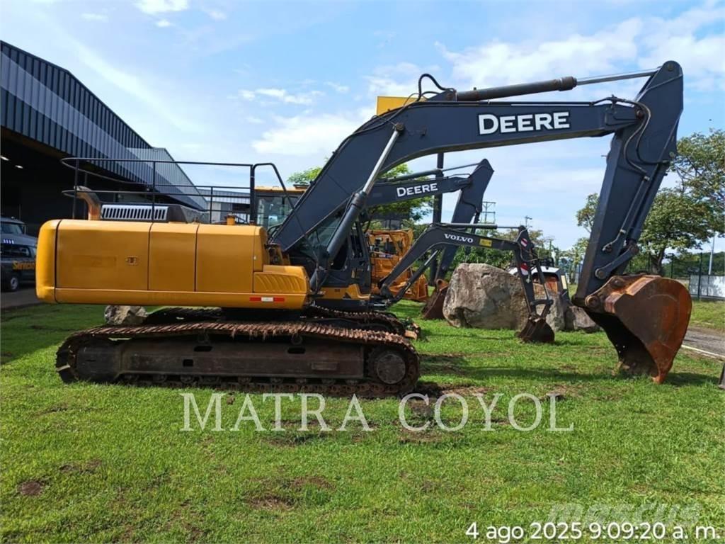 John Deere 250G Telakaivukoneet