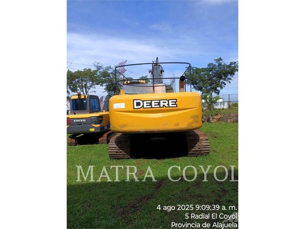John Deere 250G Telakaivukoneet