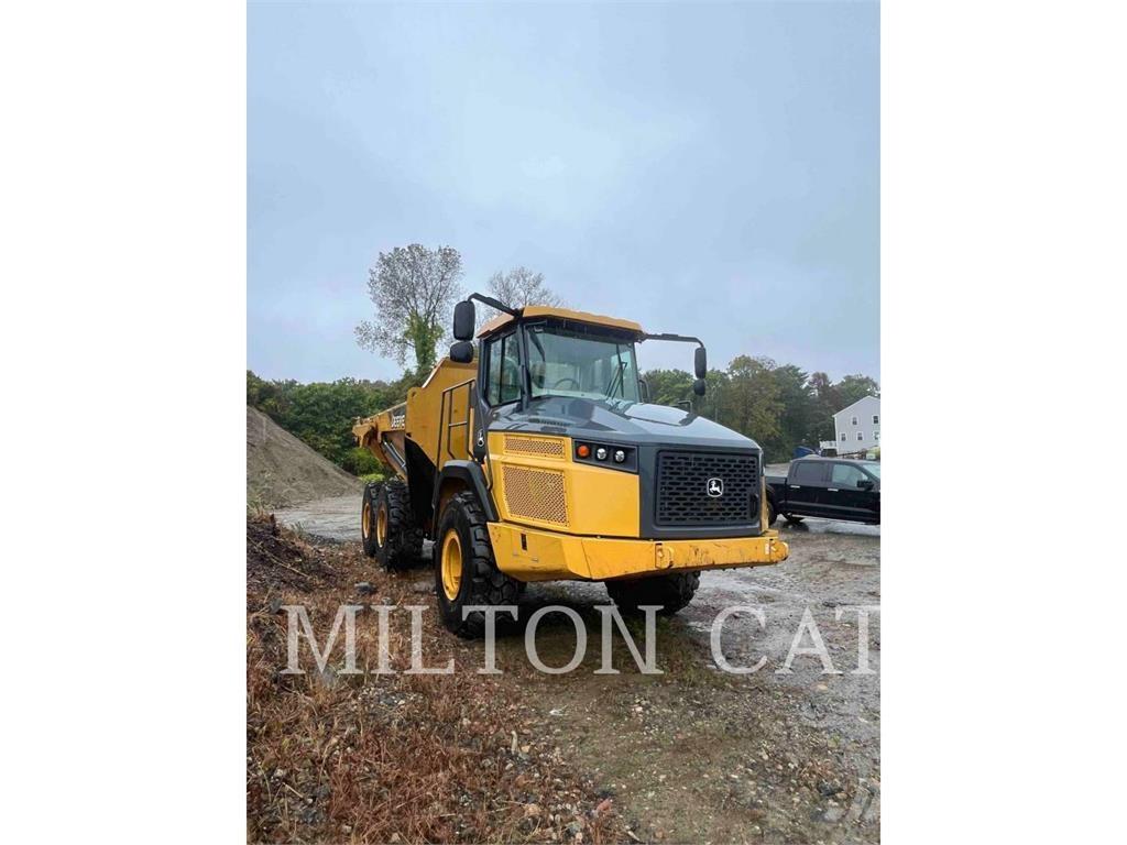 John Deere 260E Dumpperit