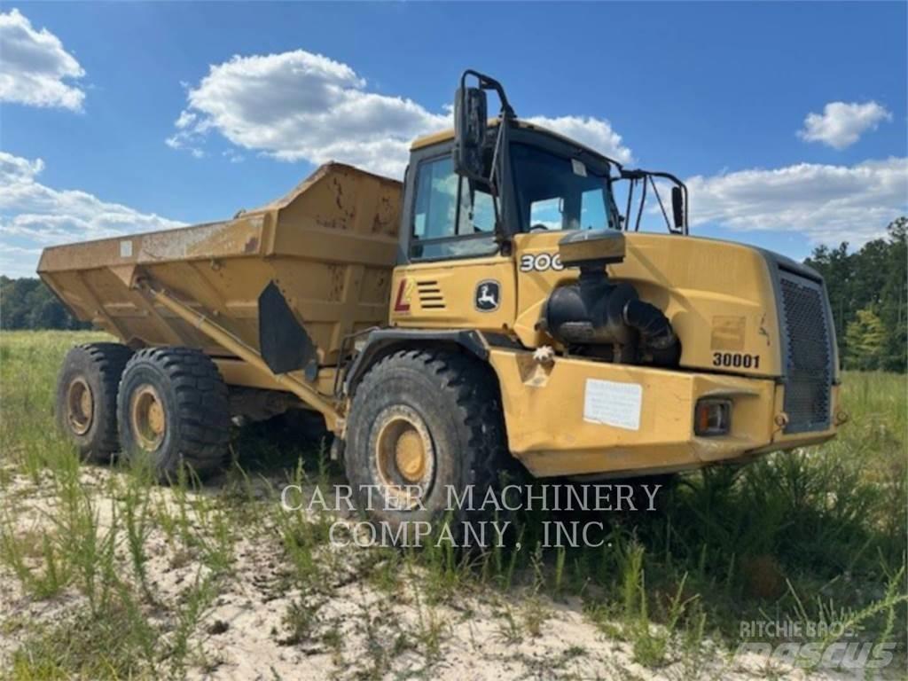 John Deere 300D Dumpperit
