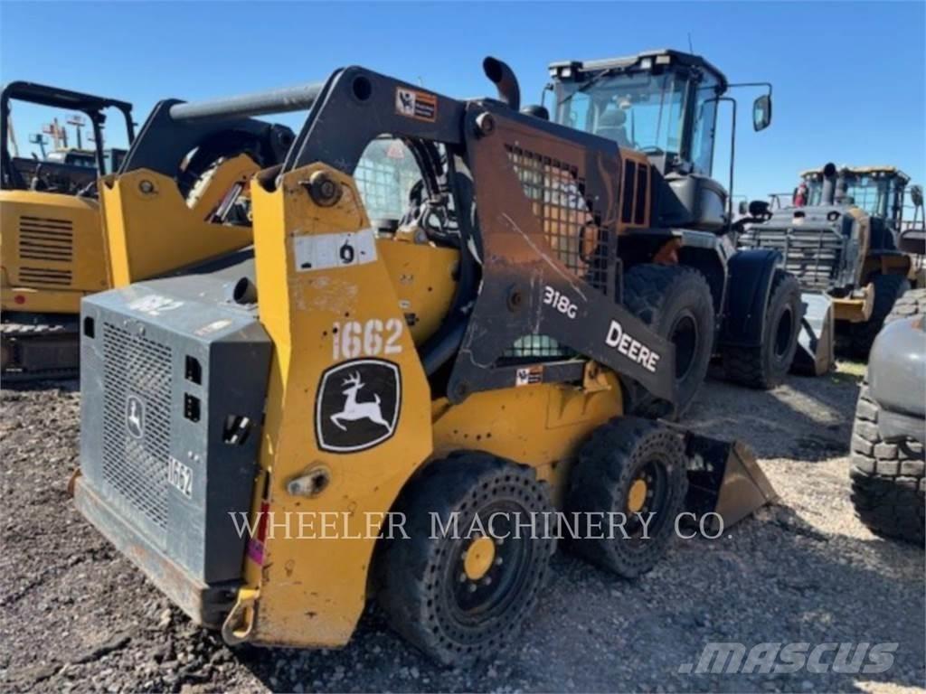 John Deere 318G SSL Liukuohjatut kuormaajat