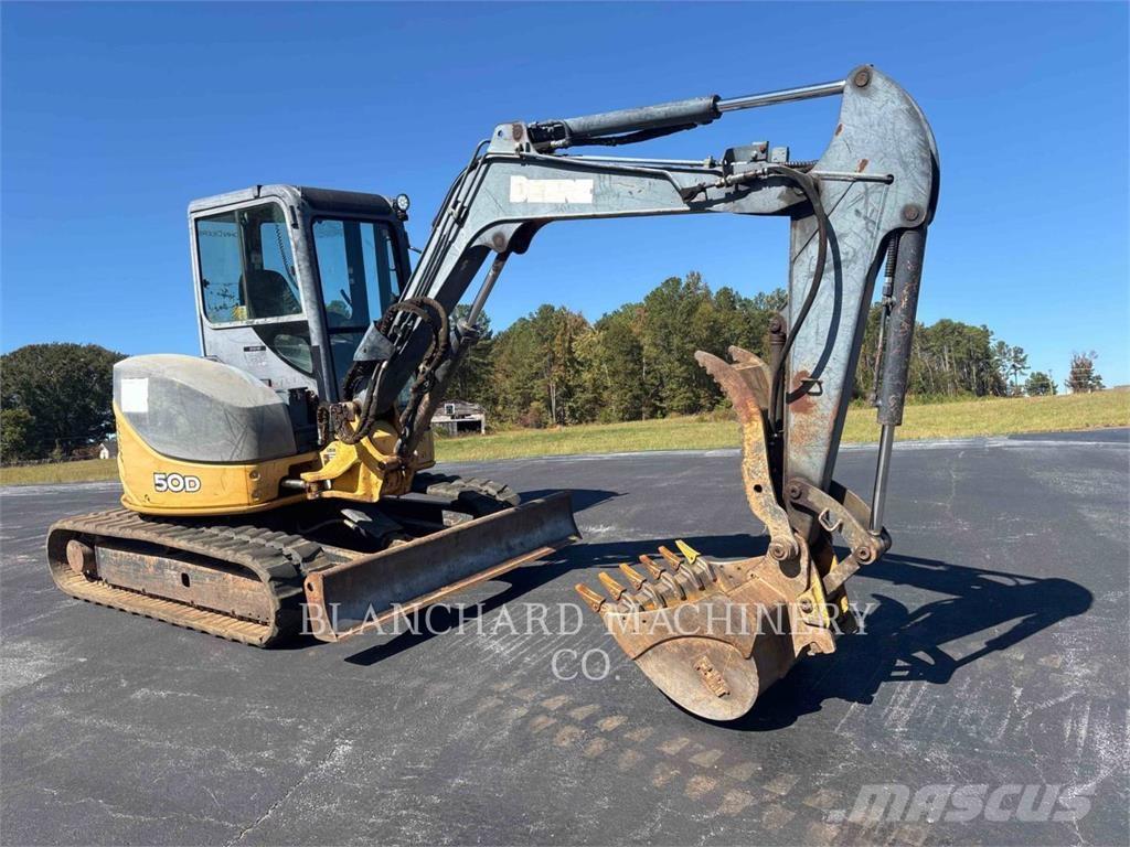 John Deere 50D Telakaivukoneet