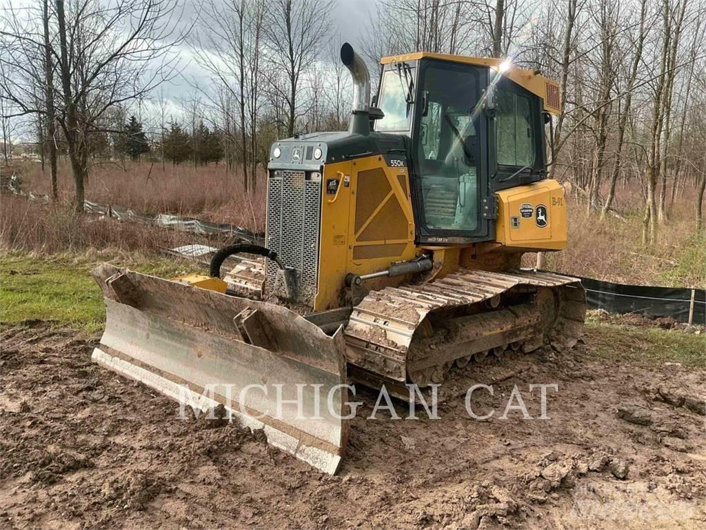 John Deere 550K LGP Telaketjupuskutraktorit