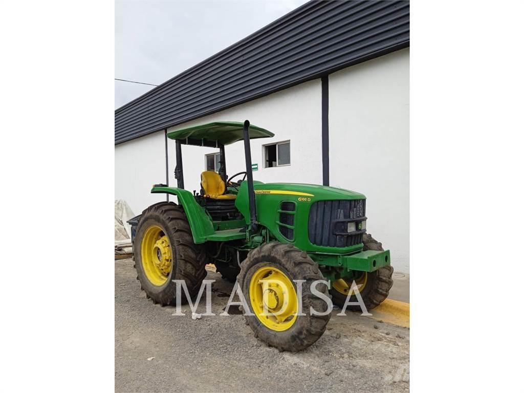 John Deere 6110D Traktorit
