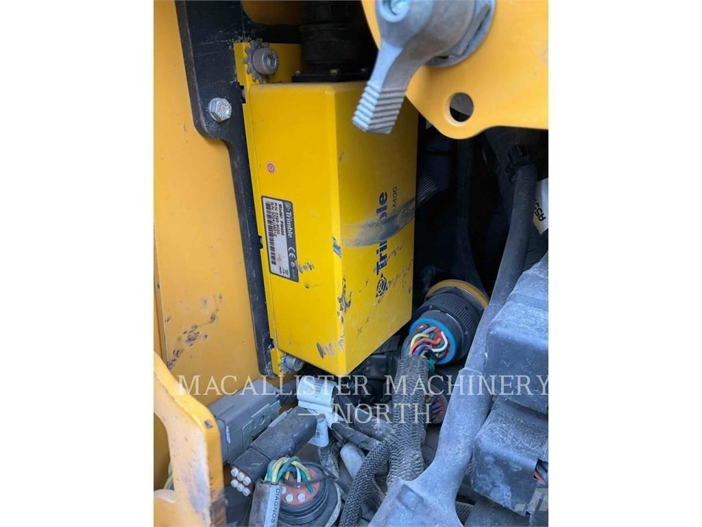 John Deere 650K Telaketjupuskutraktorit