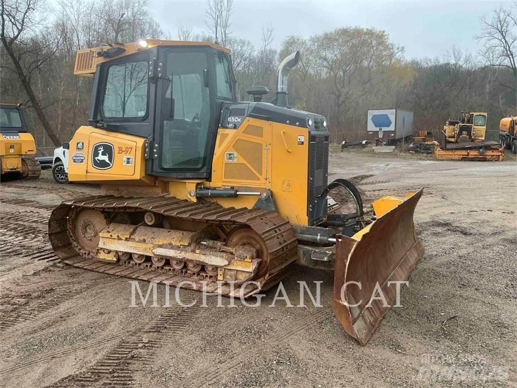 John Deere 650K LGP Telaketjupuskutraktorit