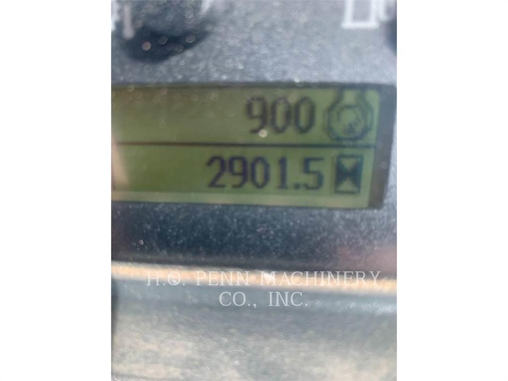 John Deere 710 Kaivurikuormaajat