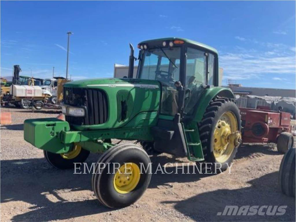 John Deere 7420 Traktorit