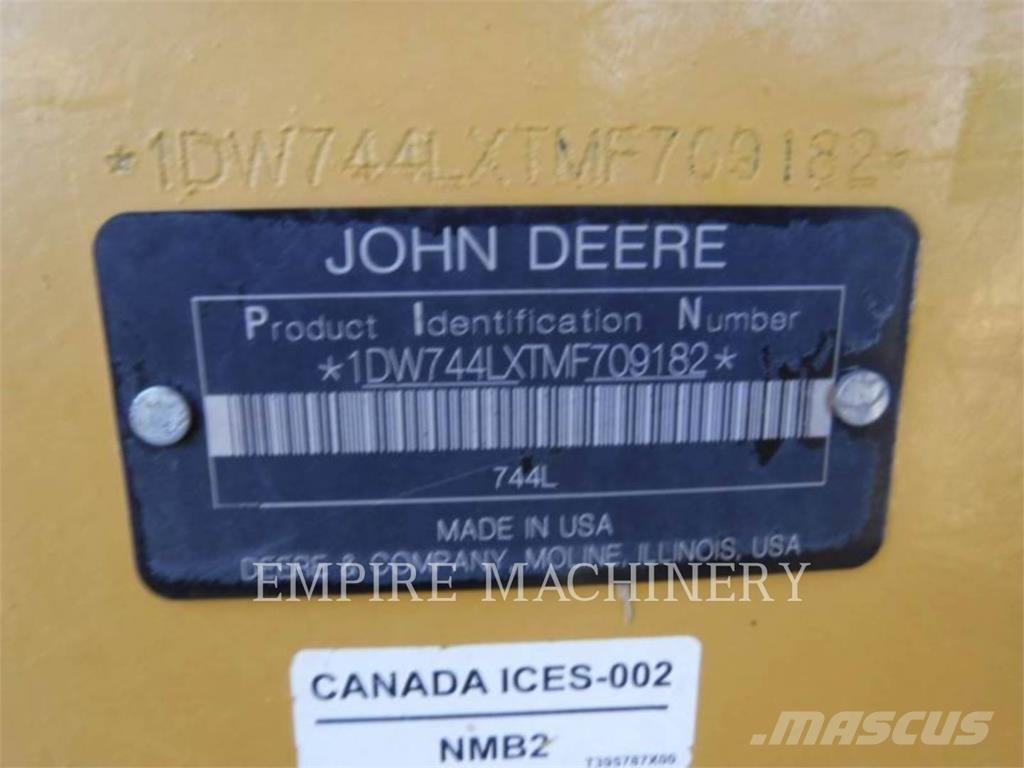 John Deere 744L Pyöräkuormaajat