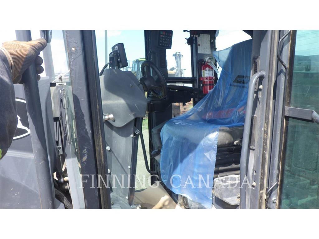 John Deere 770GP Tiehöylät