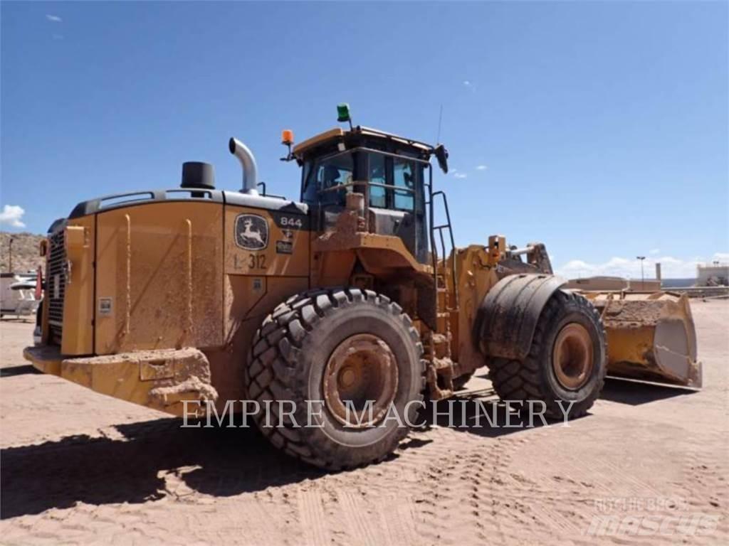 John Deere 844P Pyöräkuormaajat