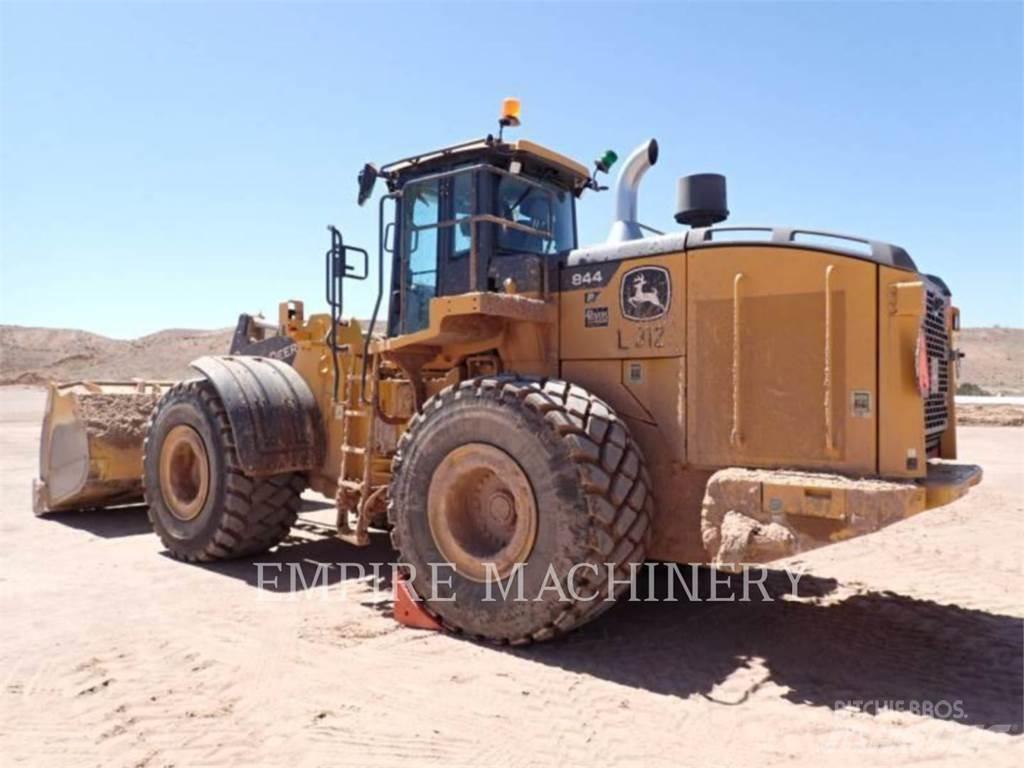 John Deere 844P Pyöräkuormaajat