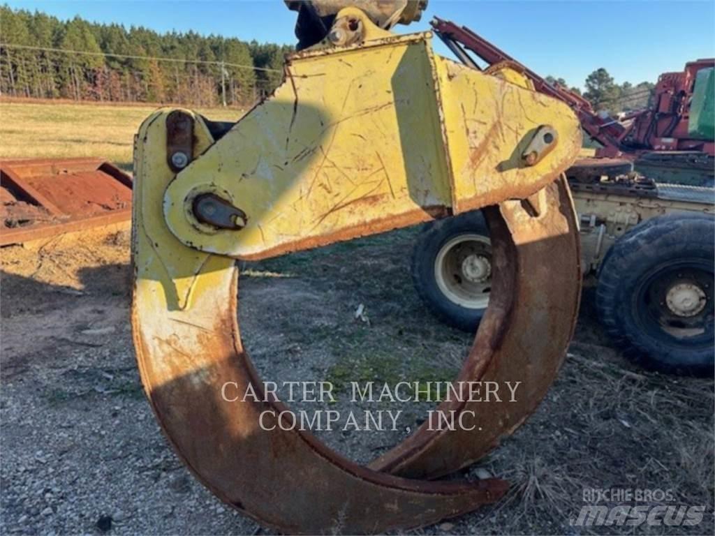 John Deere 848H Juontokoneet