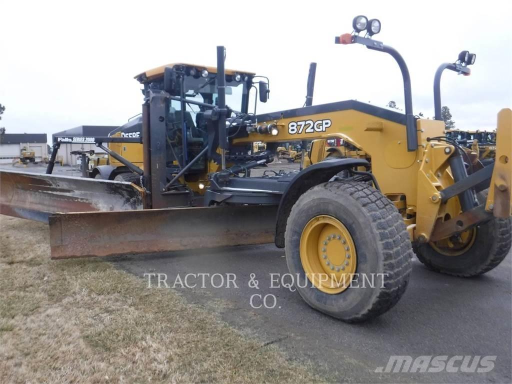 John Deere 872GP Tiehöylät