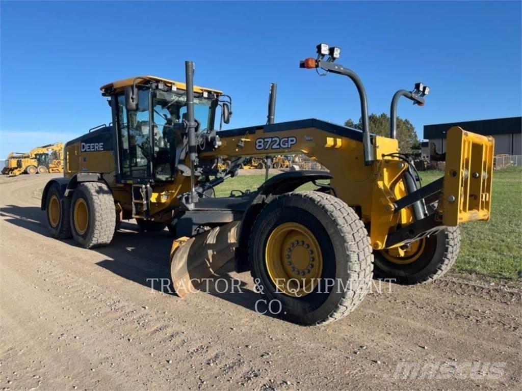 John Deere 872GP Tiehöylät