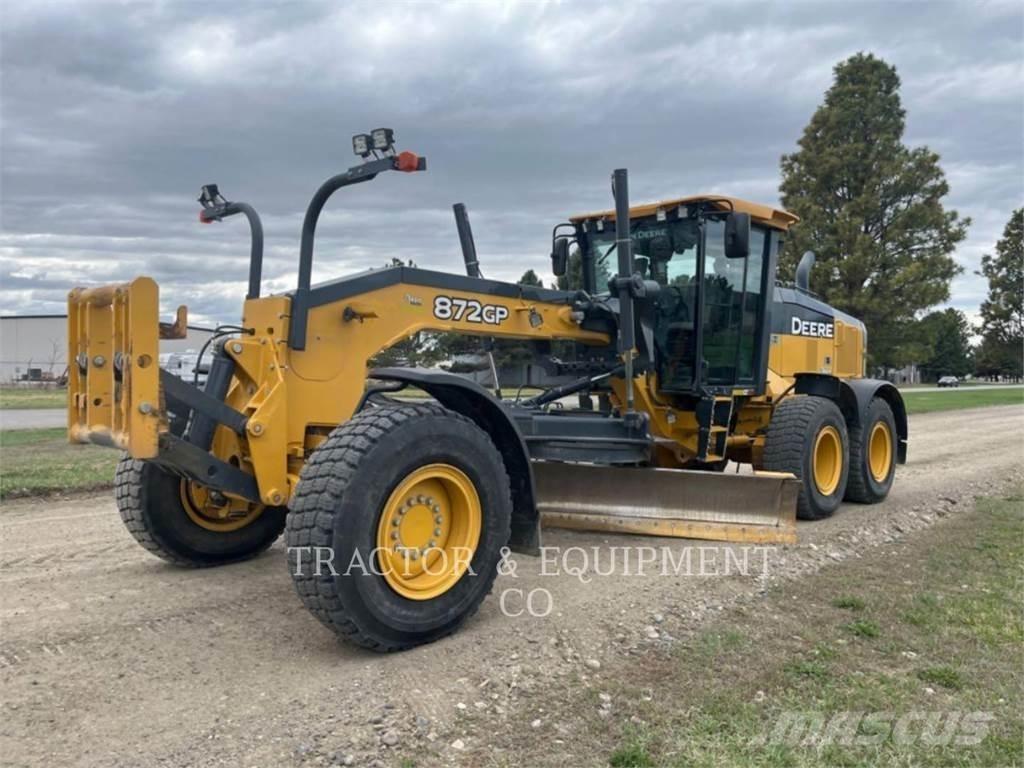 John Deere 872GP Tiehöylät