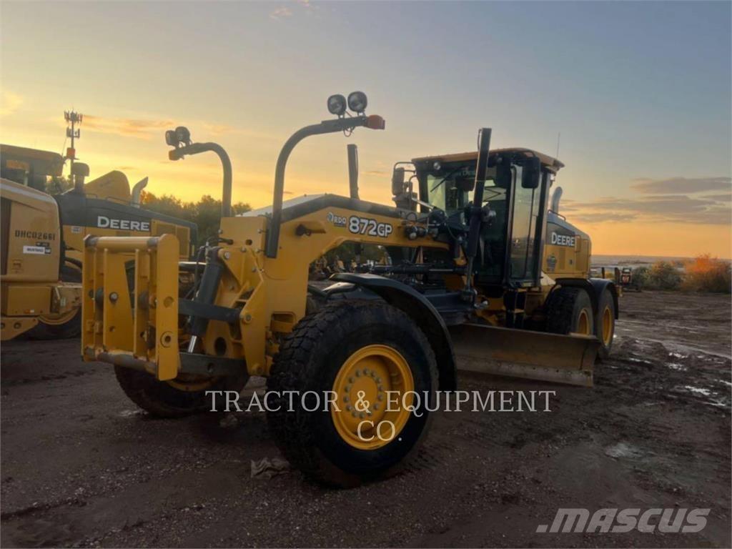 John Deere 872GP Tiehöylät