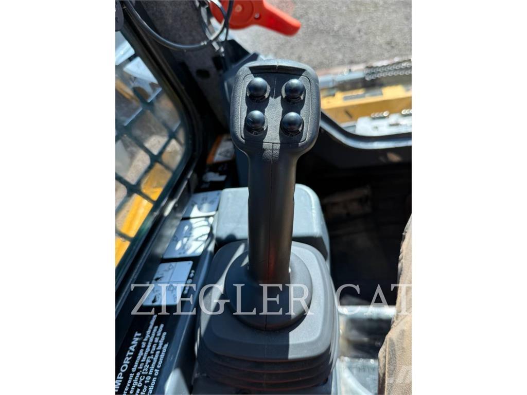 John Deere & CO. 333G Telakuormaajat