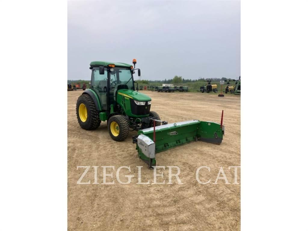 John Deere & CO. 4066R Traktorit