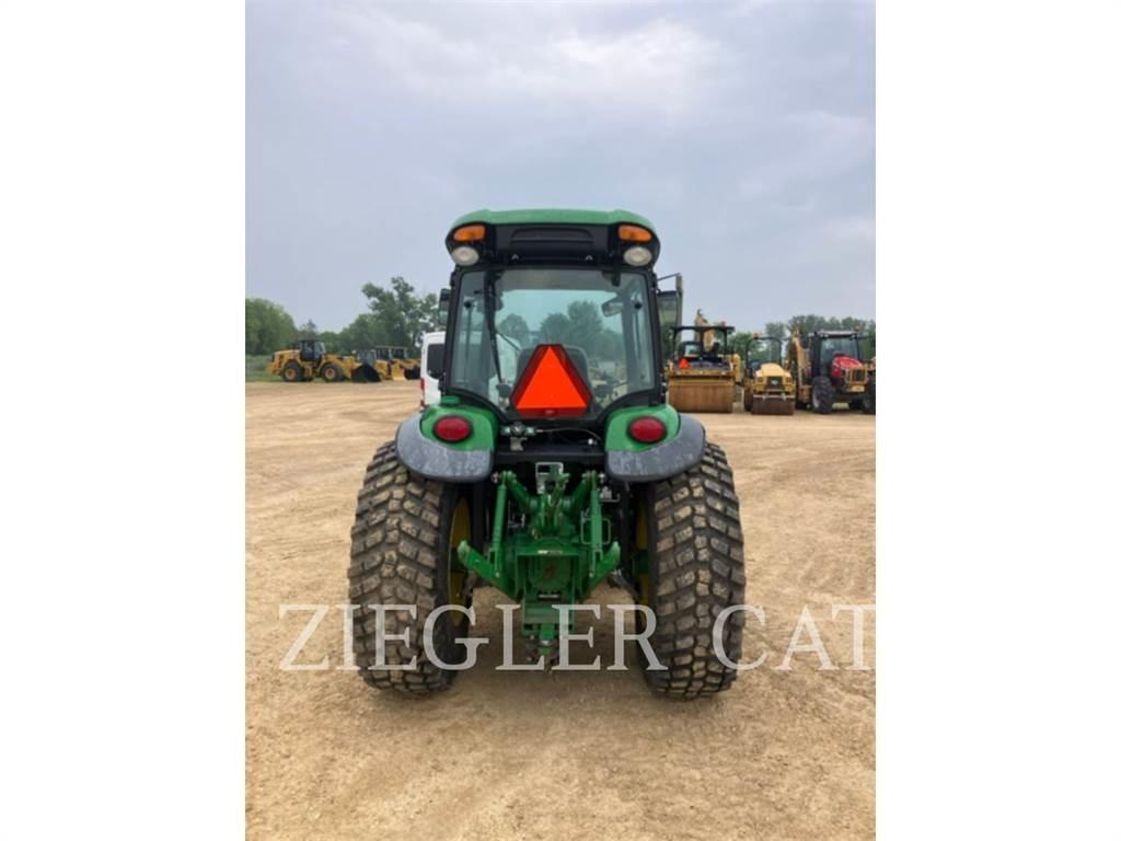 John Deere & CO. 4066R Traktorit