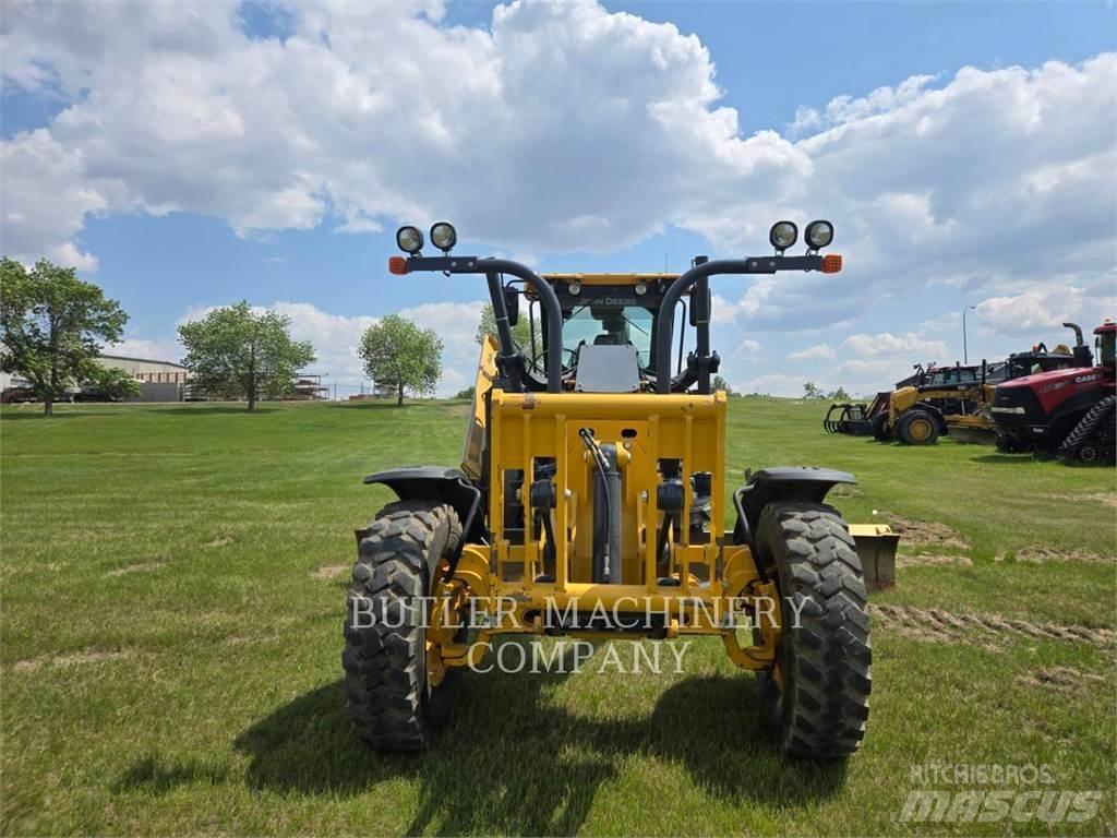 John Deere & CO. 770G Tiehöylät