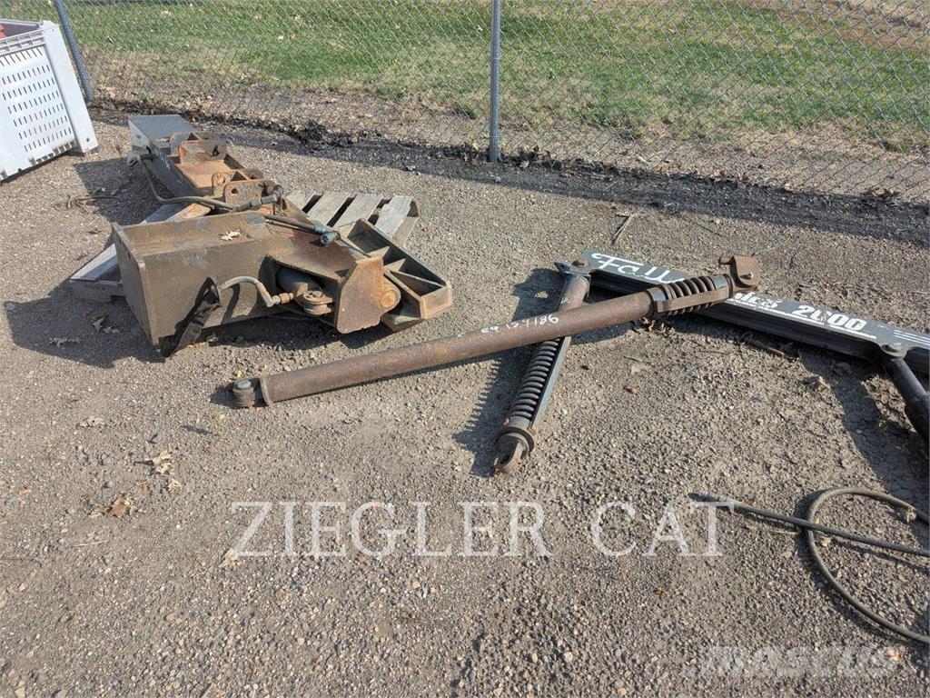 John Deere & CO. 772 G Tiehöylät