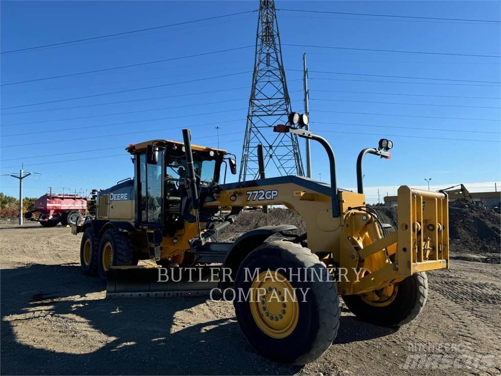 John Deere & CO. 772GP Tiehöylät