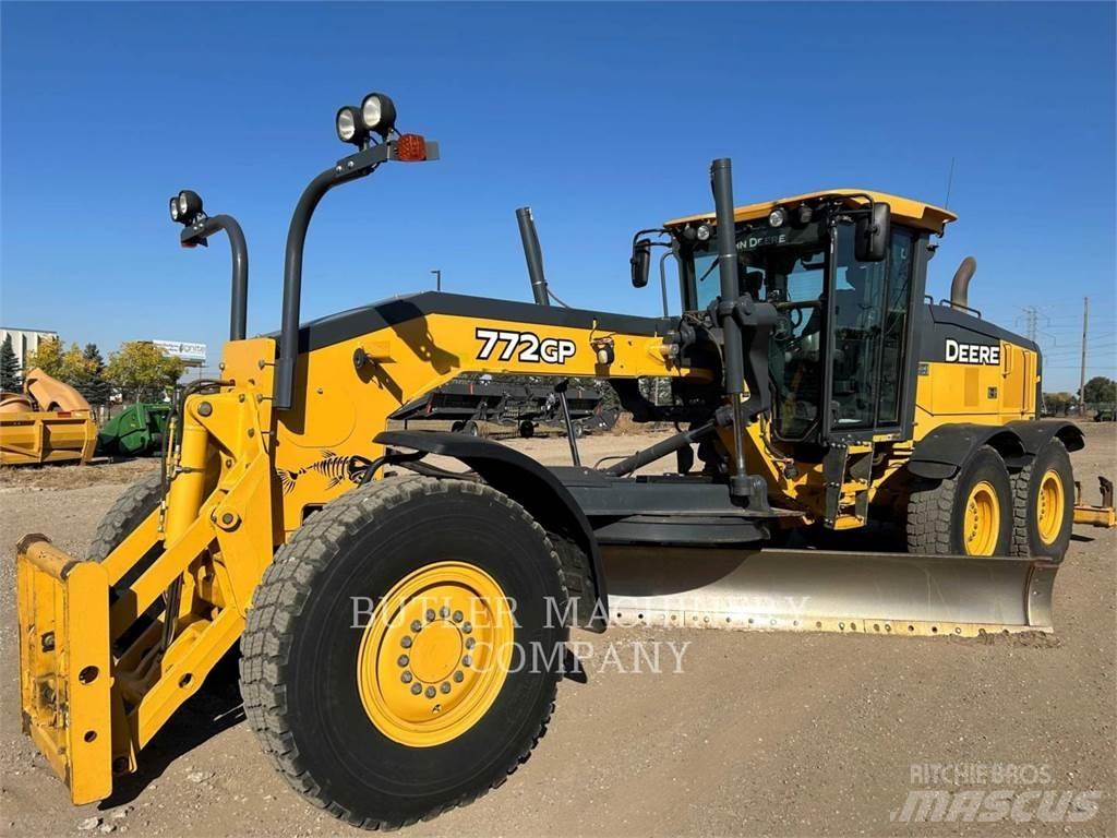 John Deere & CO. 772GP Tiehöylät