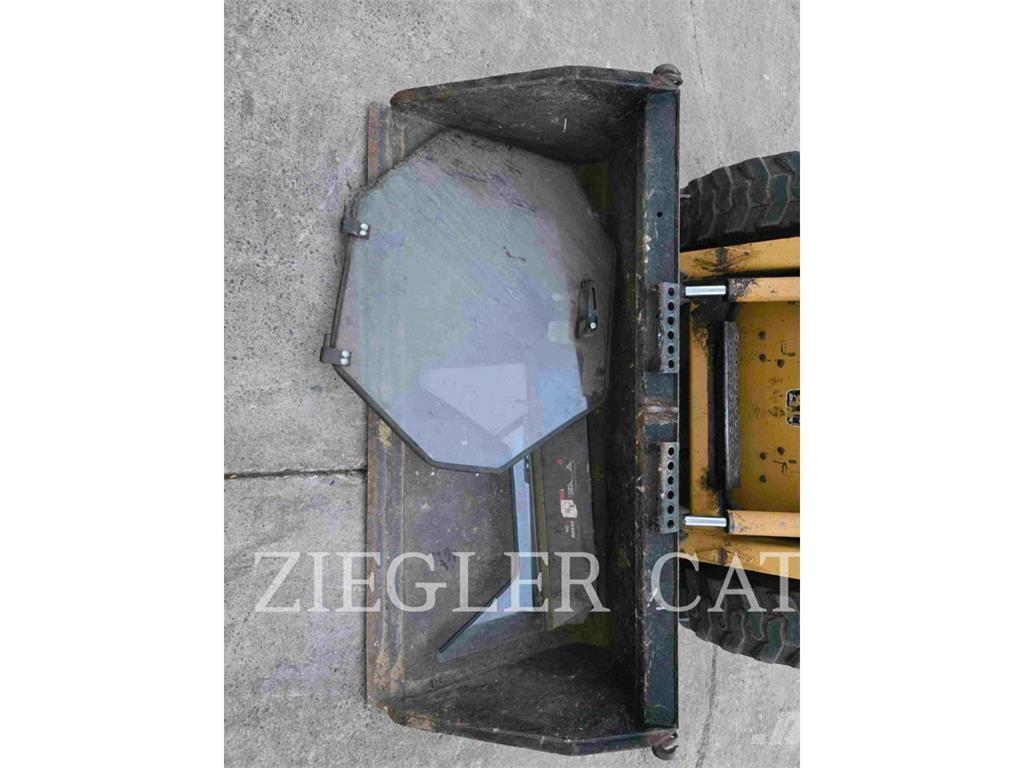 John Deere & CO. 7775 Liukuohjatut kuormaajat