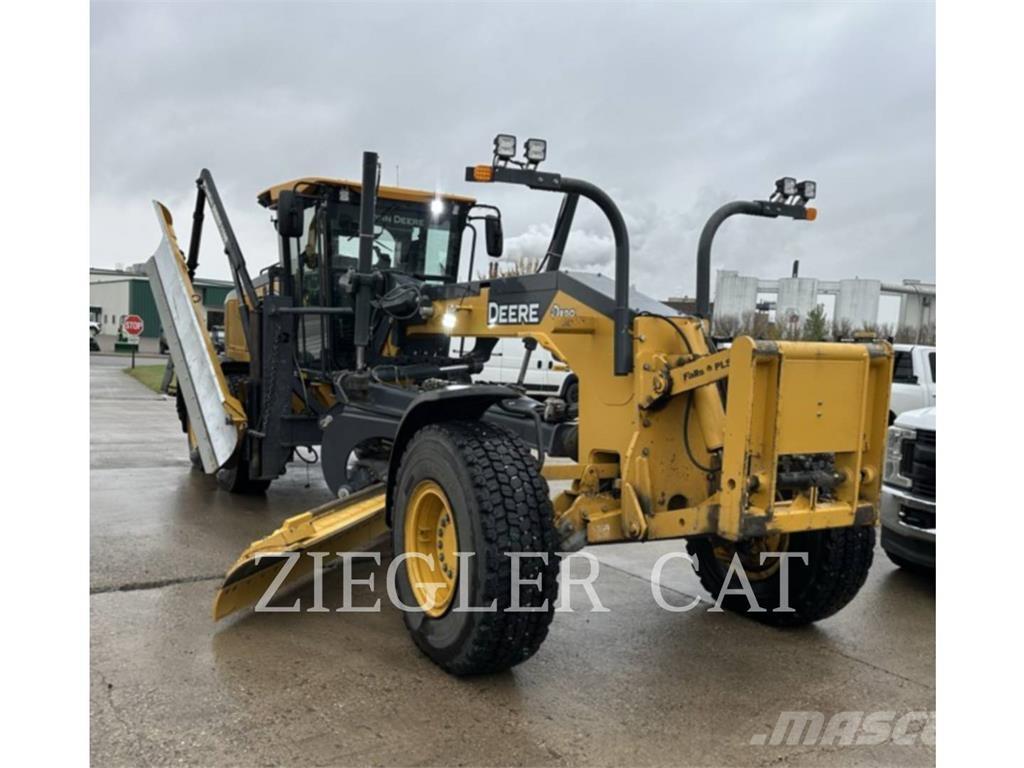 John Deere & CO. 872GP Tiehöylät