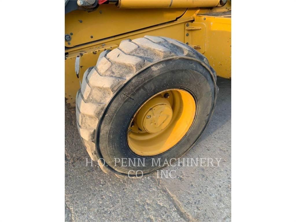 John Deere JD710D Kaivurikuormaajat
