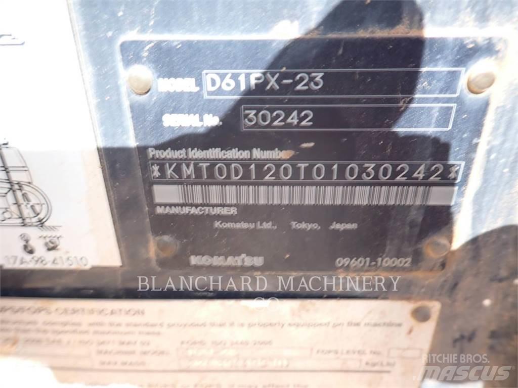 Komatsu D61PX-23 Telaketjupuskutraktorit