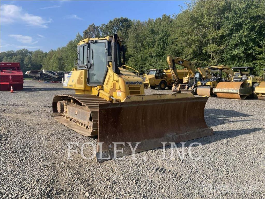 Komatsu D61PX1-23 Telaketjupuskutraktorit