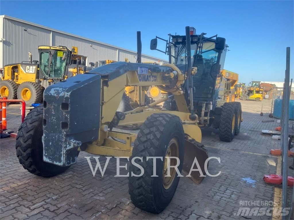 Komatsu GD555-5 Tiehöylät