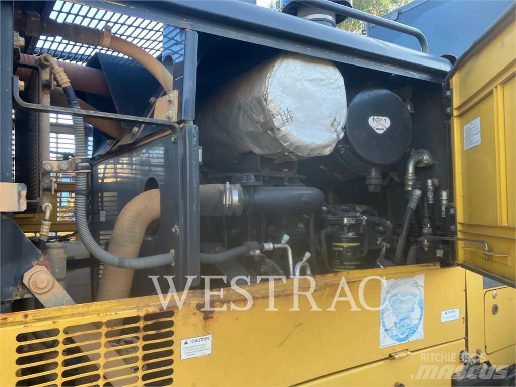 Komatsu GD555-5 Tiehöylät