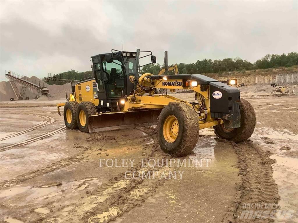 Komatsu GD655 Tiehöylät