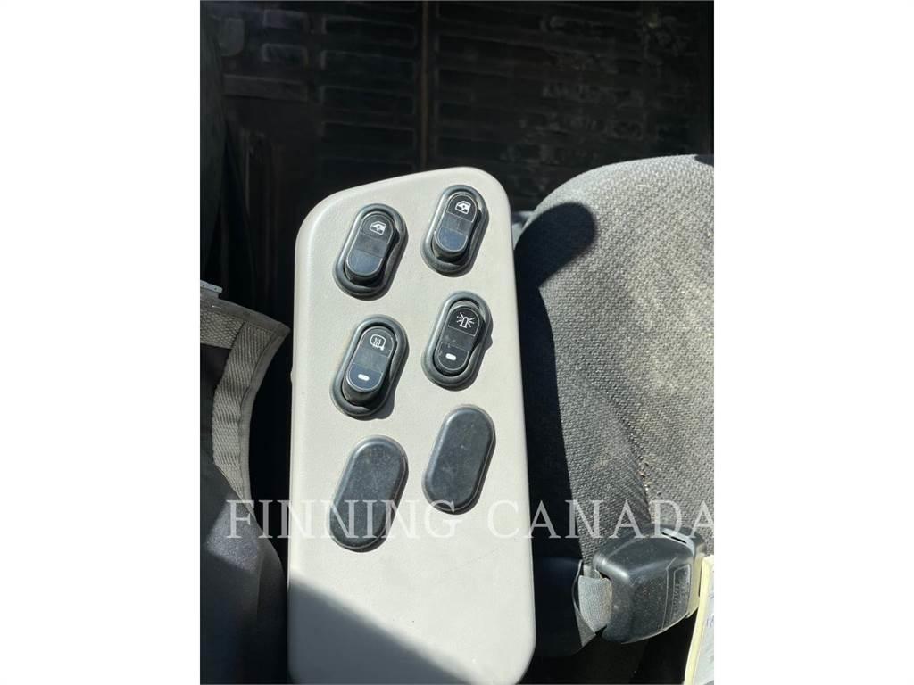 Komatsu HD605-8 Dumpperit