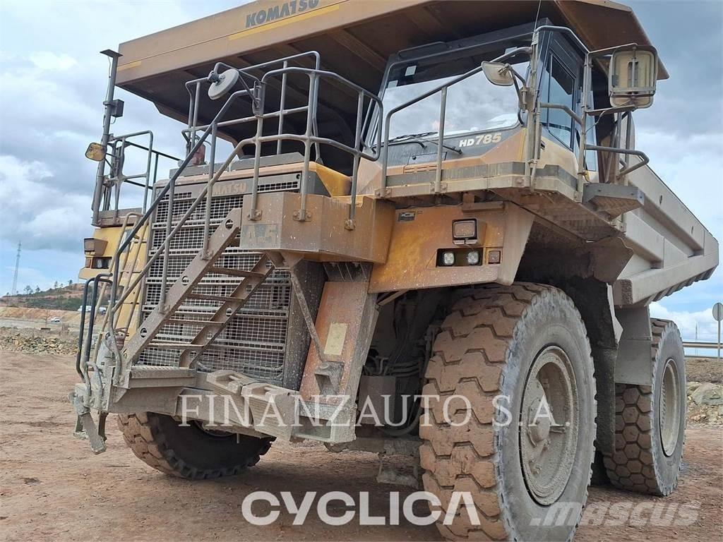 Komatsu HD785-7 Dumpperit